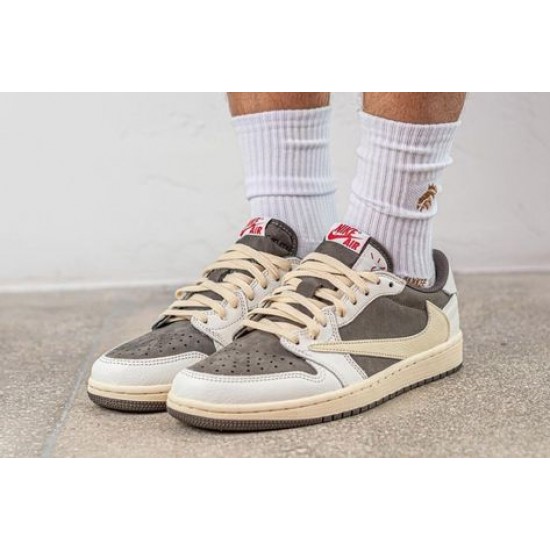 DM7866-162 Air Jordan 1 Low Travis Scott Reverse Mocha Sail/Universityred-Ridgerock