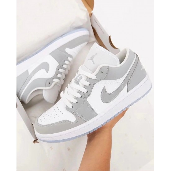 DC0774-105 Air Jordan 1 Low Wolf Grey Wolf Gray/Blue/White 