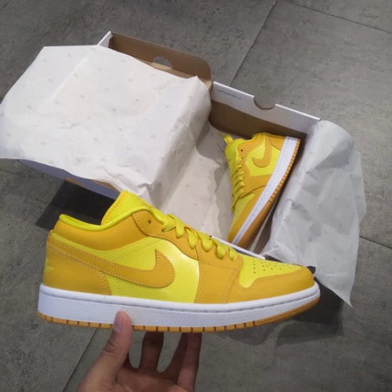 DC0774-700 Air Jordan 1 Low Yellow Strike Yellow Strike/White/Pollen 