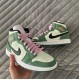 CZ0774-300 Air Jordan 1 Mid Dutch Green Dutch Green/Black/Barely Green/Arctic Pink 