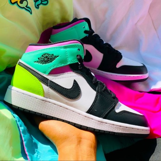 554725-175 Air Jordan 1 Mid Pastel Black Toe White/Black-Volt-Greenglow