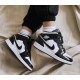 DD1649-001 Air Jordan 1 Mid Se Carbon Fiber Black/Black-White