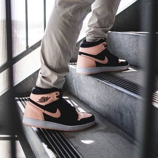 555088-081 Air Jordan 1 Retro High Black Crimson Tint Black/Crimson Tint-White-Hyper Pink-Mystic Green 