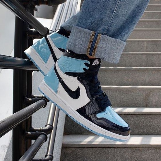 CD0461-401 Air Jordan 1 Retro High Unc Patent Obsidian/Blue Chill-White Release