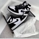 555088-108 Air Jordan 1 Retro High Og Panda Twist White/Black/Greyfog/Bleachedcoral