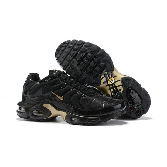 Men Sports Shoes Nike Air Max Plus Tn Black Gold 852630-001