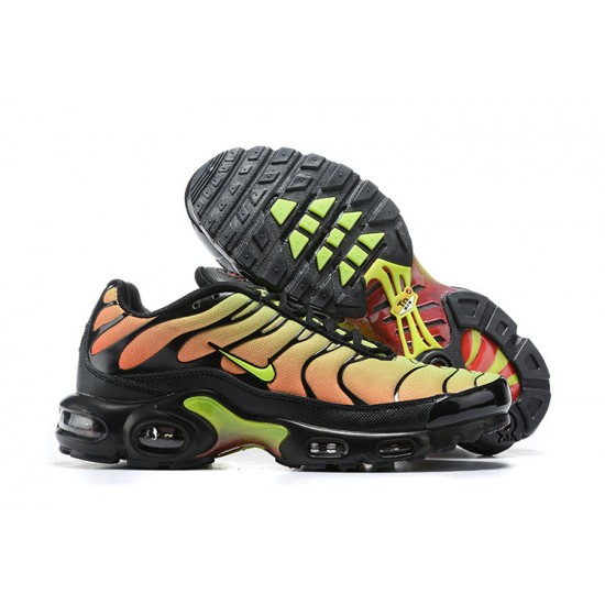 Men Sports Shoes Nike Air Max Plus Tn Black Yellow AQ9979-001