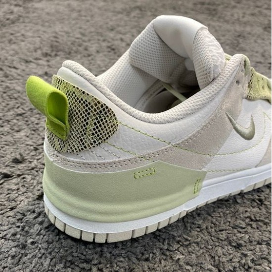 DV3206-001 Dunk Low Disrupt 2 Green Snake White/Off White/Green Snake