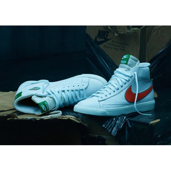 CJ6101-100 Stranger Things Hawkins High School Blazer White/Green-Red 